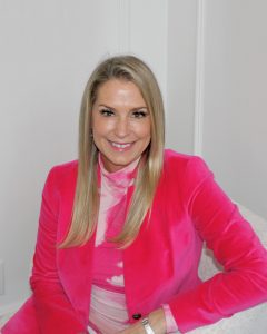 Laura Business card photo